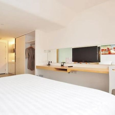 60 West Hotel Hongkong Exterior foto